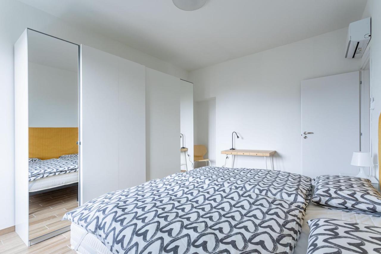 House Maga - By Host4U Apartment Brescia Ngoại thất bức ảnh