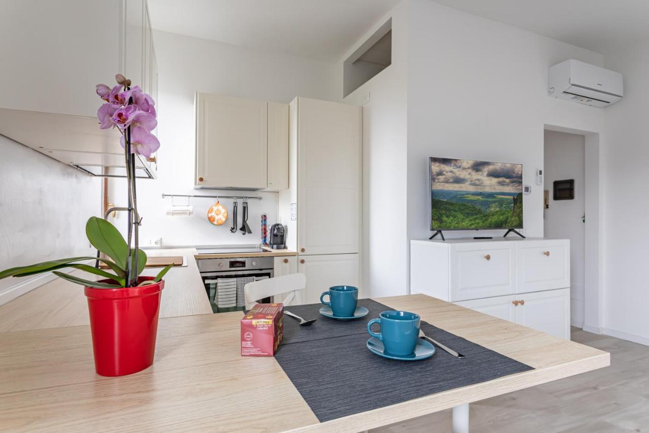 House Maga - By Host4U Apartment Brescia Ngoại thất bức ảnh